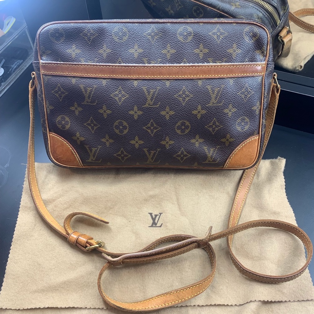 Louis Vuitton crossbody